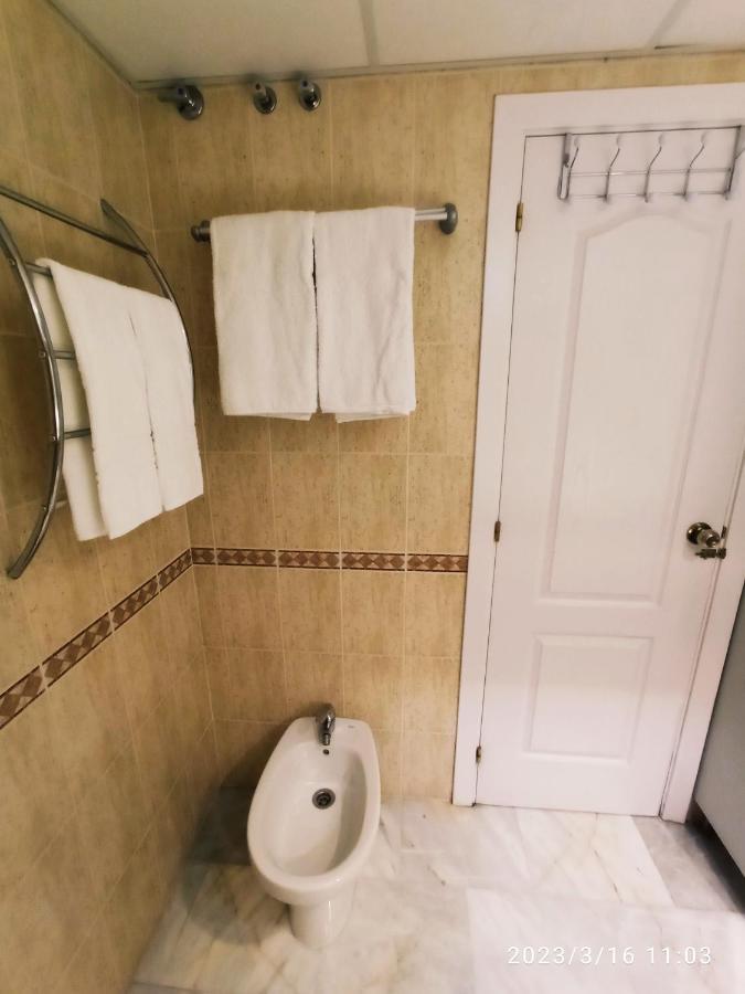 Apartamentos Los Hidalgo Golf Manilva Exterior foto